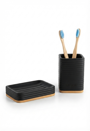 Set Accessori Bagno Smukee – Portaspazzolini e Porta Sapone in Ceramica e Legno